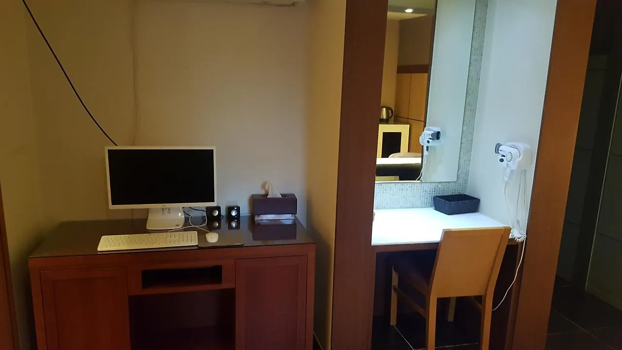 The Evelyn Hotel Seoul 2*,  South Korea